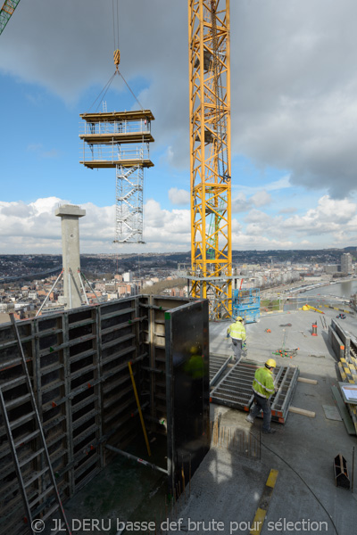 tour des finances à Liège